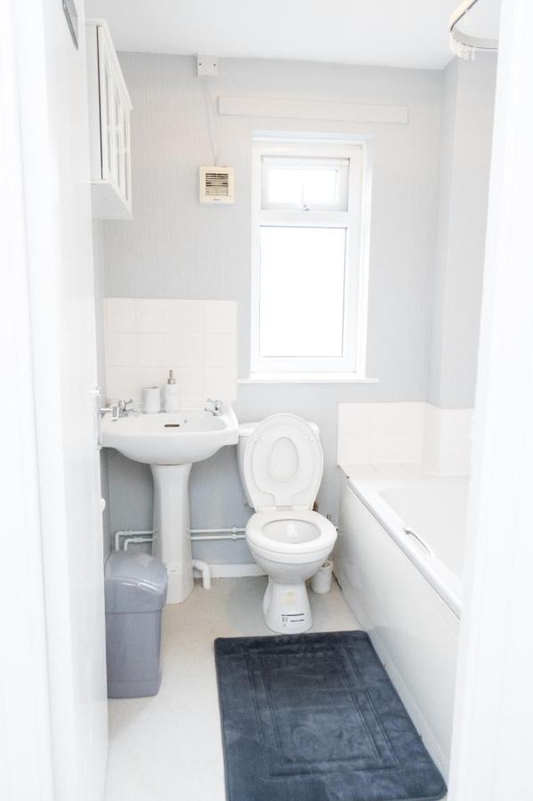 Vila Cosy 2 Bed With Parking Near Piccadilly, Etihad Stadium And Coop Live Sleeps Up To 5 Manchester Exteriér fotografie